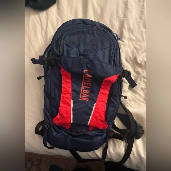 CamelBak Navy and Crimson Backpack - Picture 1 of 10